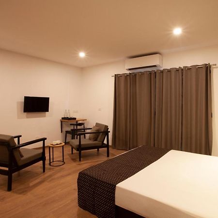 Hotel Panchvati Comforts Bangalore Exterior photo