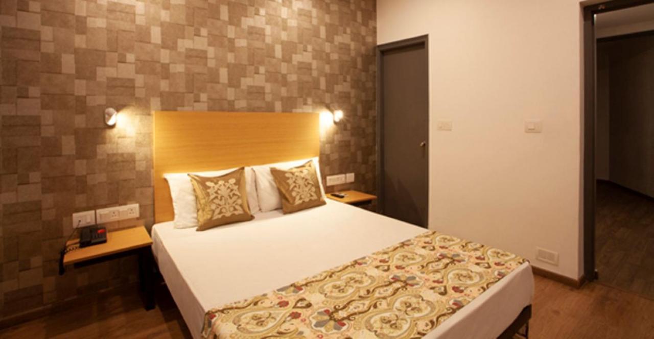 Hotel Panchvati Comforts Bangalore Exterior photo